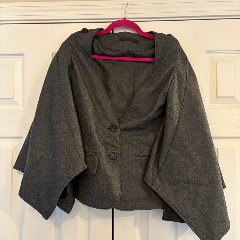 Unique Nicholas K Caped  Wool and Leather Jacket sz XS